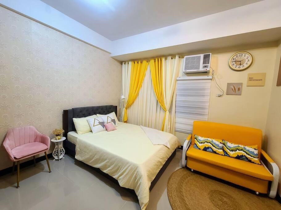 House Of B&Y At 101 Newport Across Naia T3 Lägenhet Manila Exteriör bild